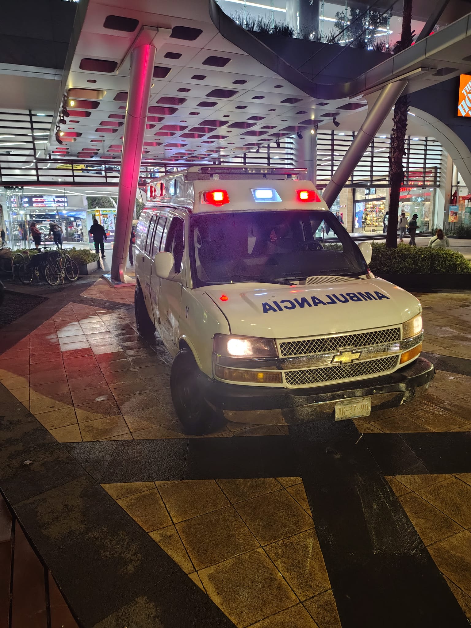 Ambulancia Ángeles White